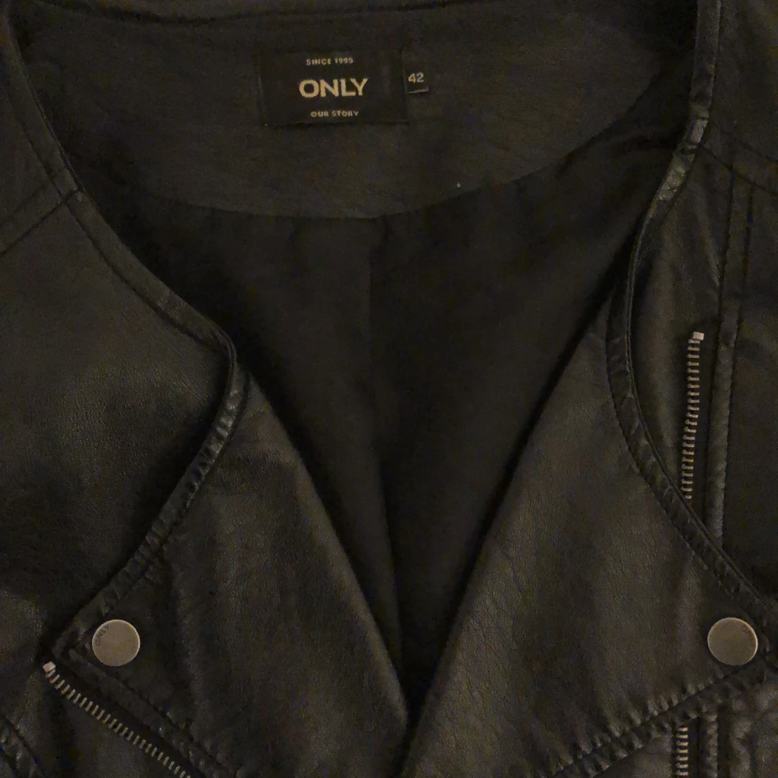 Skinnjacka/Leather jacket - 91