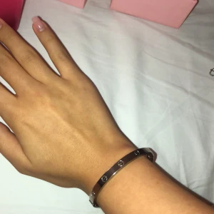 Cartie - En fake Cartiearmband