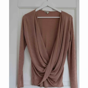  - Knappt använd, frakt tillkommer.