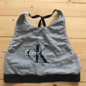  - Glittrig Ck bh-top