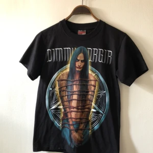  - Dimmu Borgir - T-shirt i bra skick. Hämtas i Uppsala eller fraktas för 39 SEK 