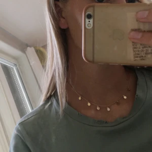  - Guldigt halsband, kolla gärna in mina andra annonser!