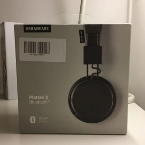  - Plattan II Bluetooth oöppnad i förpackning.