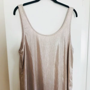  - 💥guld/rosé- färgat linne i fin kvalité💥