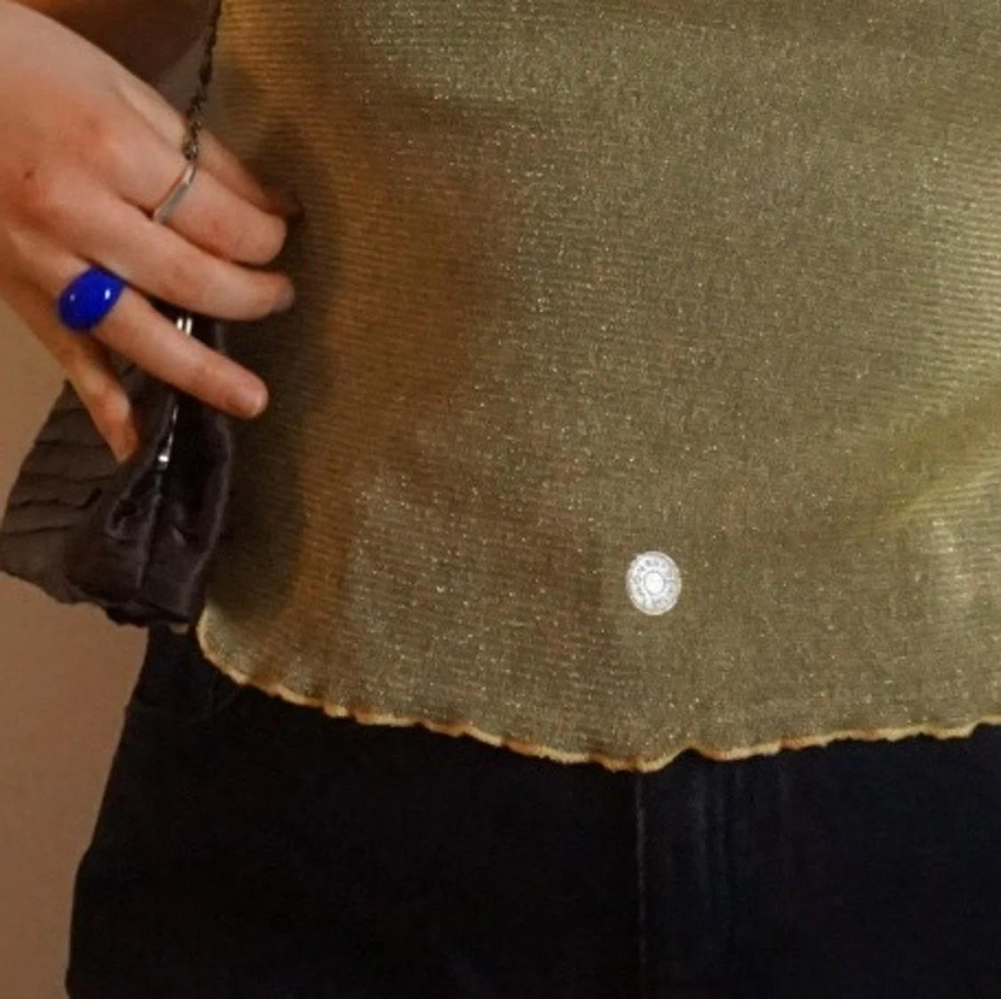 Glittrig och guldig meshtopp - 91