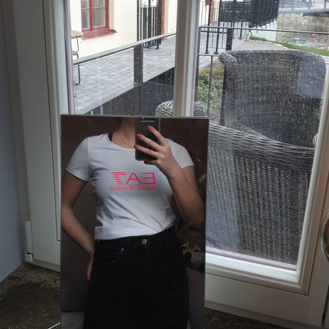 Armani t shirt med rosa tryck