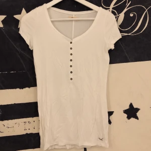 Topp - Tröjan från Hollister, frakt 44kr i fint skick!📦