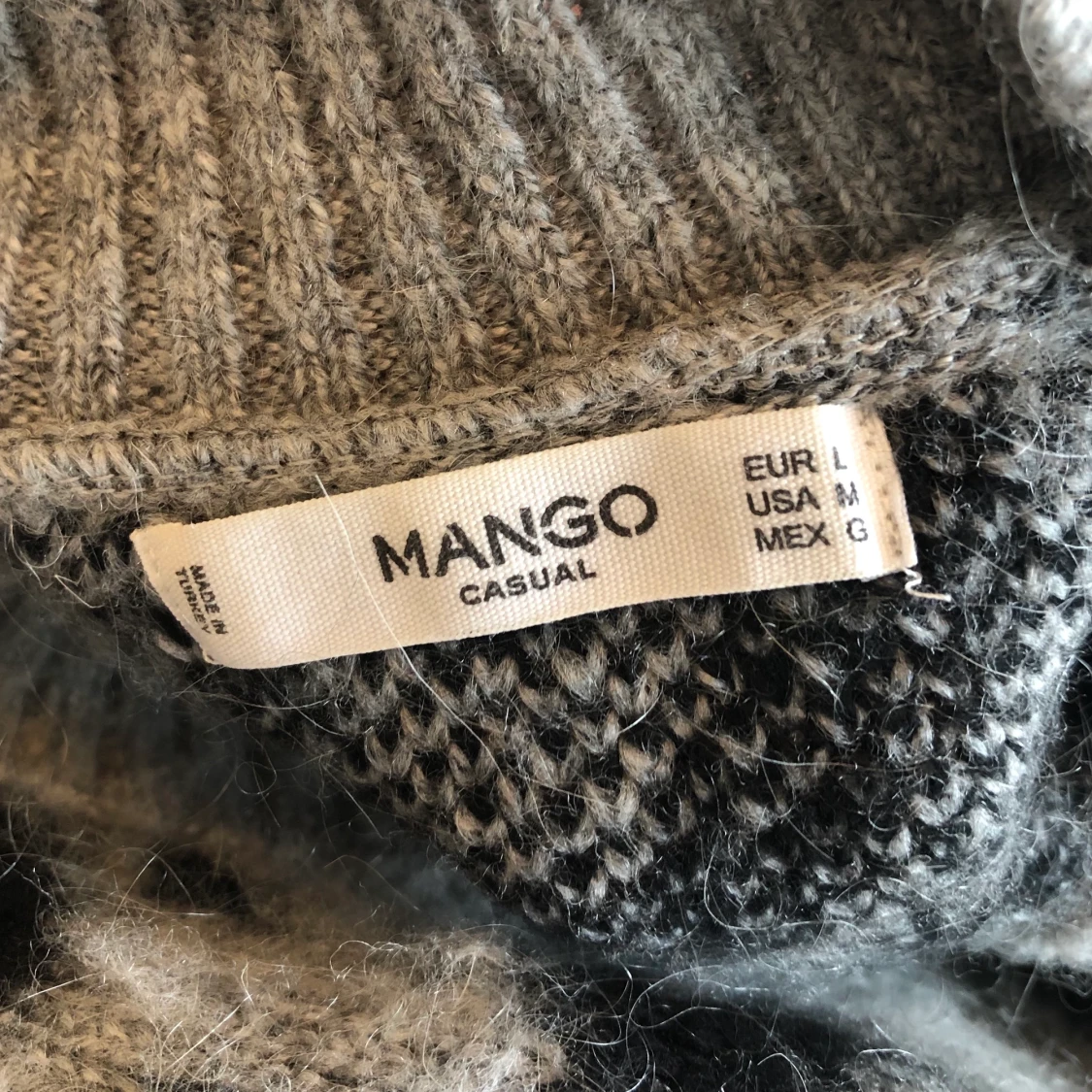 Stickad varm tröja - 91