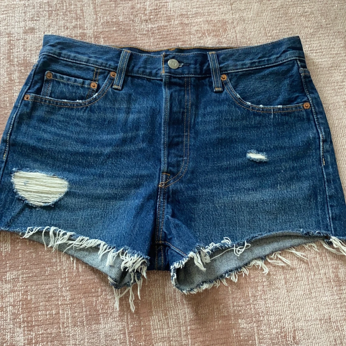 Levis shorts  - 90
