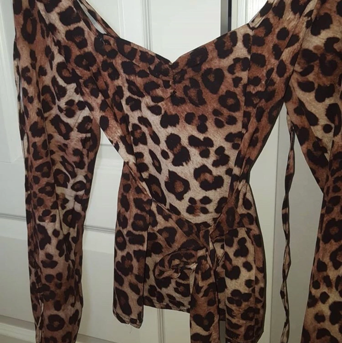 Boohoo leopard topp / tröja , 100kr - 90