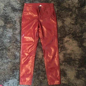  - Lack byxor från Calzedonia ,jag har aldrig använt dem , för att det var fel storlek .