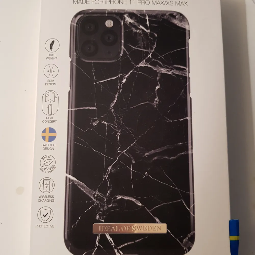 Ideal Of Sweden skal för iPhone 11 pro max/xs max i färgen Black Marble Nyskick, aldrig använt Nypris 299. Köparen står för frakt💖. Accessoarer.