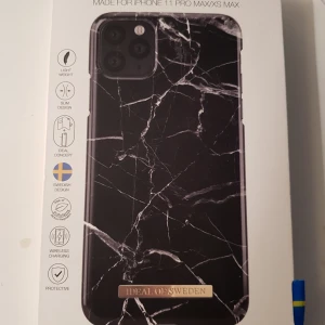  - Ideal Of Sweden skal för iPhone 11 pro max/xs max i färgen Black Marble Nyskick, aldrig använt Nypris 299. Köparen står för frakt💖