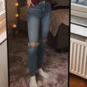  - Jeans från bikbok, supersköna och snygga