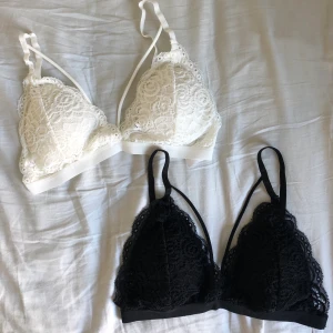 bralette svart&vit - två braletter i spets de är strechiga byst; 68-80cm, kan frakta. 80kr för båda