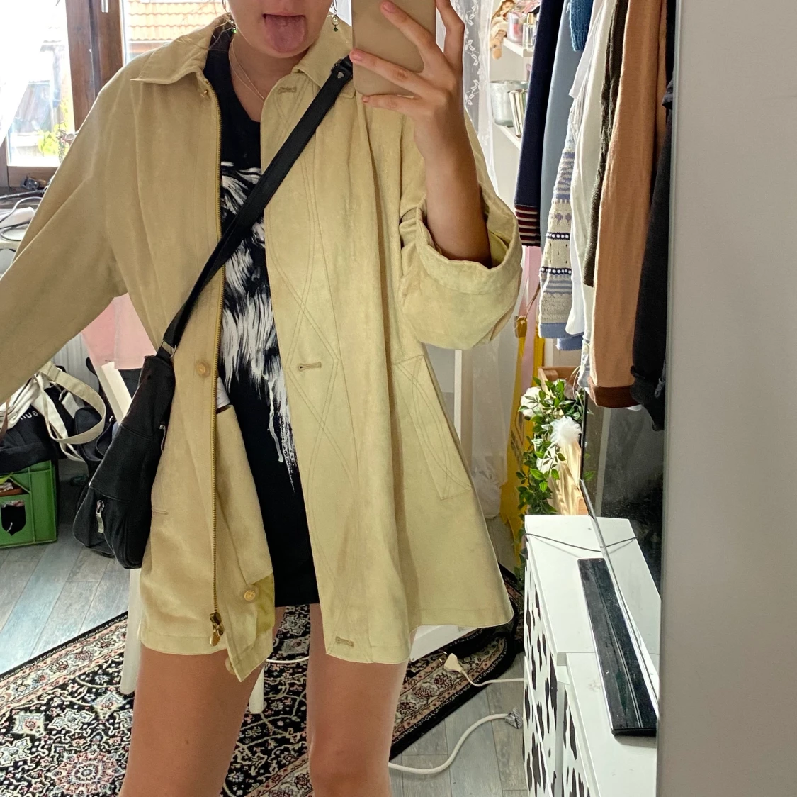 Supersöt ljusgul jacka