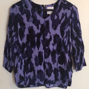  - Fin blus från märket InWear strl 36 fint material och skick! 