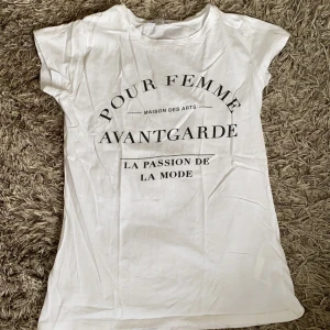 Tshirt  - Tshirt från newyorker