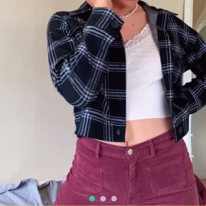 Rutig jacka  - Jättefin rutig oanvänd jacka från Gina Tricot! Pris kan diskuteras :)