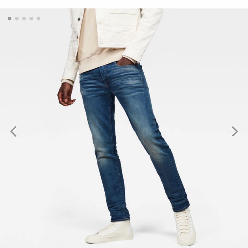 Schyssta jeans från G-star raw. Modell 3301 slim. Storlek-midja:30 längd:34. Köparen står för frakten. Fraktar endast. Jeans & Byxor.