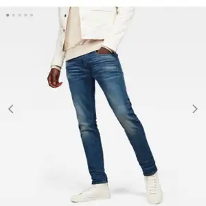 Schyssta jeans från G-star raw. Modell 3301 slim. Storlek-midja:30 längd:34. Köparen står för frakten. Fraktar endast