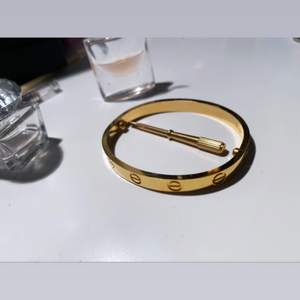 Cartier armband SKITSNYGG✨✨ först till kvarn ❣️