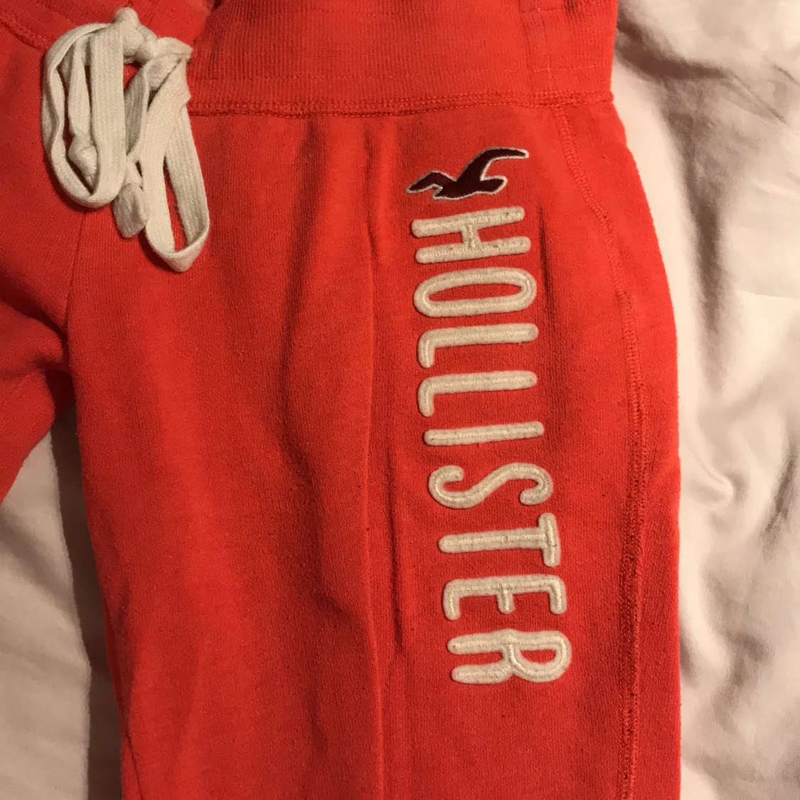 Hollister rosa/persikofärgad mjukisbyxa  - 91