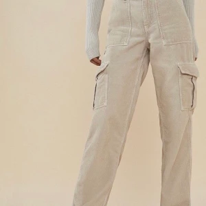 Manchesterbyxor  - Manchesterbyxor från BDG - Urban Outfitters helt slutsålda, nypris 799kr Skriv för fler bilder☺️ frakt ingår i priset