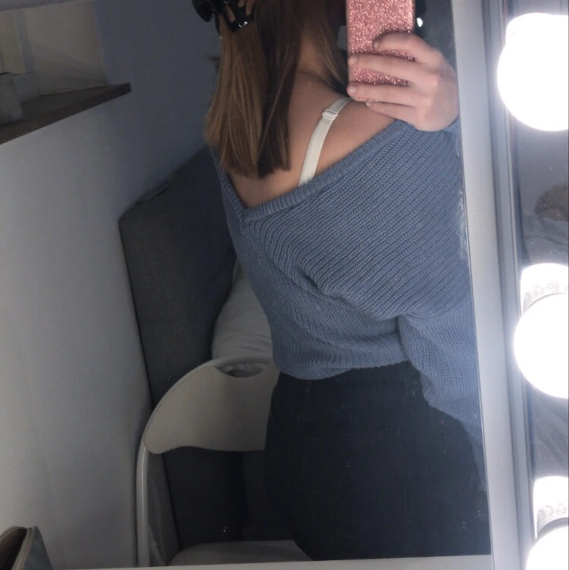 Stickad blå tröja - 91