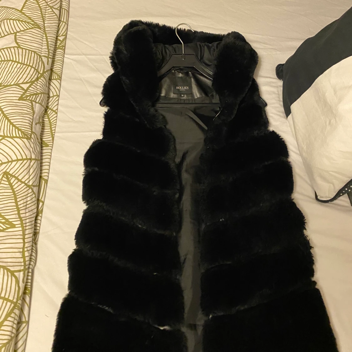 Hollies väst i fin skick i storlek 36 