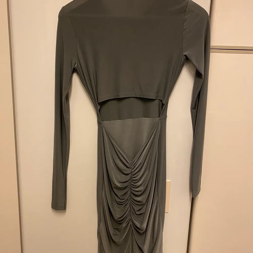Rebecca stella klänning, grå i storlek S! Använd 1 gång . Klänningar.