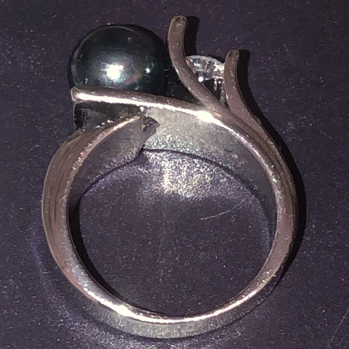silver ring med svart pärla - 91