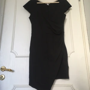  - storlek M från nelly, passar S och liten M<3 