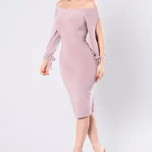 Mauve klänningen från fashion nova. Klänningen o hela shoppingen från usa kostade 1000, säljer den för 300. Använd endast en gång 