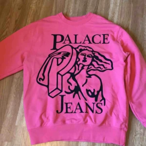  - Jättefin rosa ovanlig palace tröja, fint skick använd fåtal gånger<3 frakt inräknat i priset!
