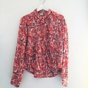  - Den perfekta blusen! Köpt på Monki 🍂