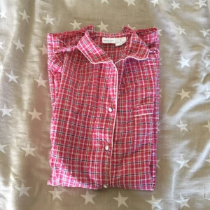  - Fin sov skjorta/ pyjamas- Lång modell 
