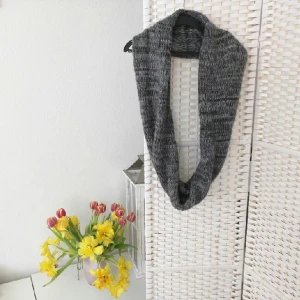  - Mjuk cirkelhalsduk