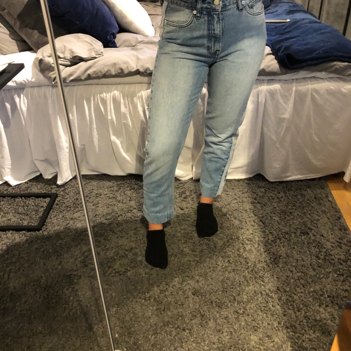 Blåa jeans med revär - 90