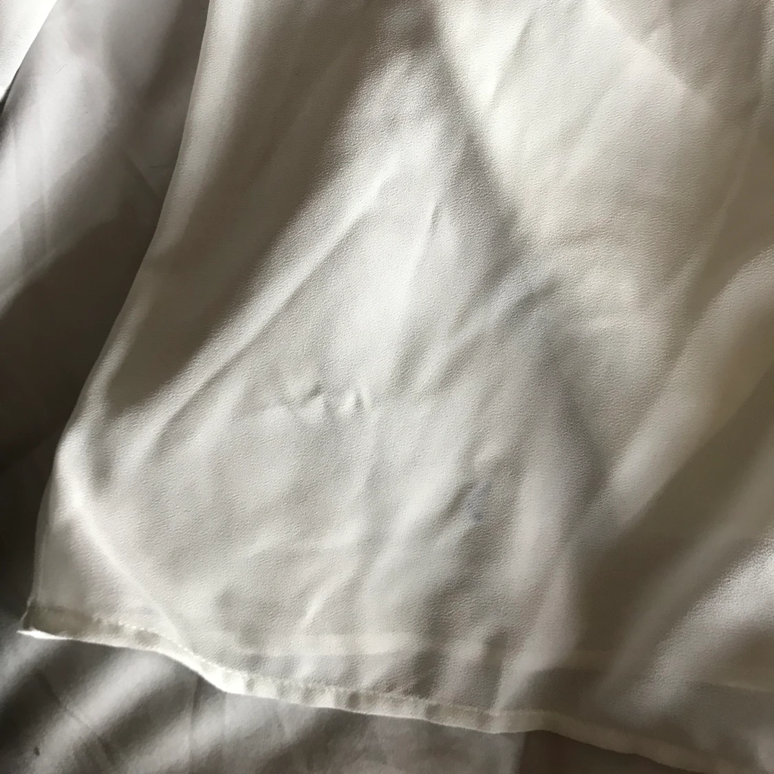 Vit blus med spets  - 91