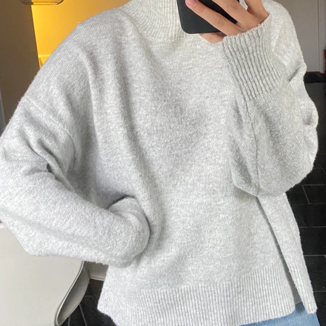 Grå stickad tröja  - 90