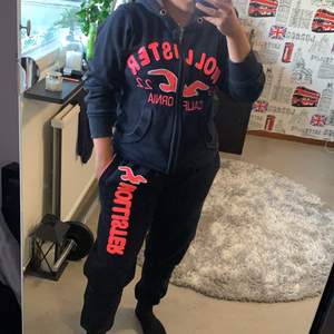 Fake hollister mjukis set. Båda för 50kr, en del 30kr.