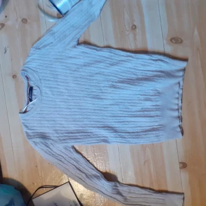 Vit jätte fin tröja!😍 - Bra skick.mysig