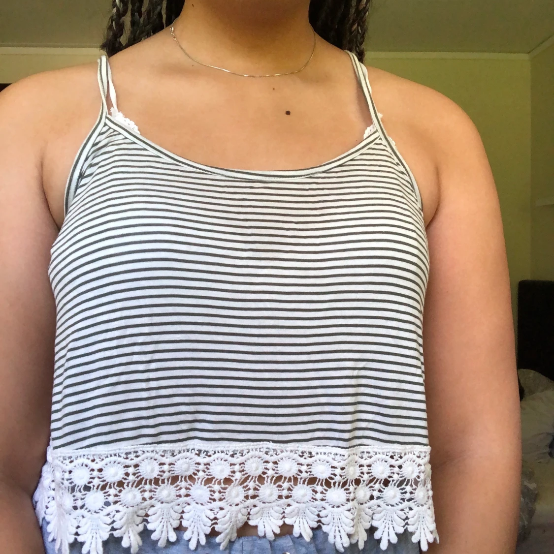 Forever 21 tank top size M - 90