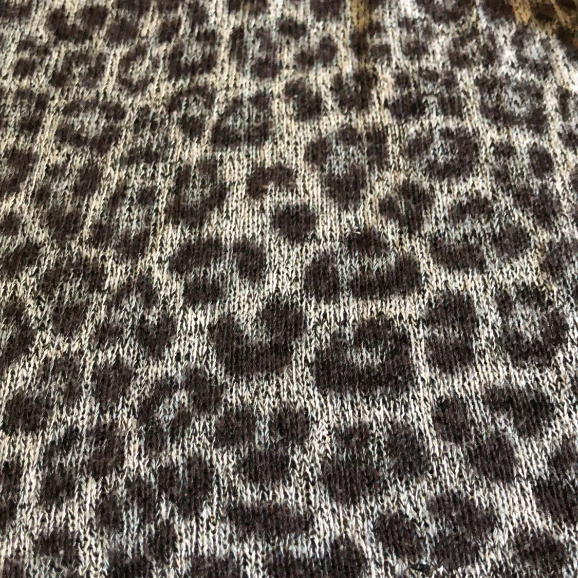 Kofta i leopardmönster - 91