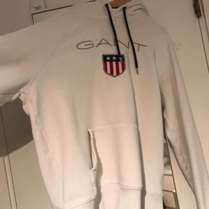  - Passar till xs-s också. Små svettfläckar finns men man märker knappt 