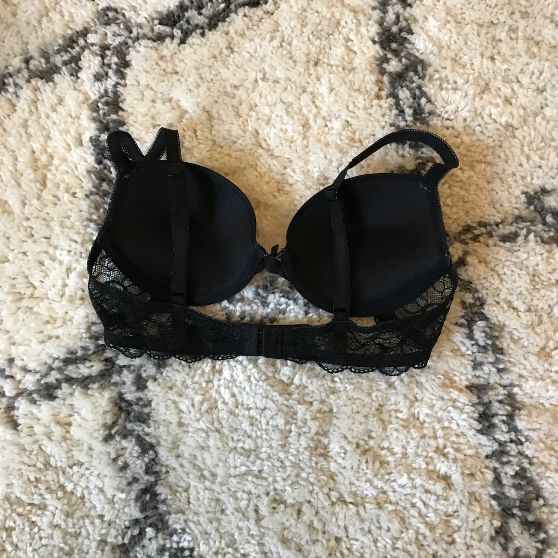 BH Lindex Tease 75A svart - 90