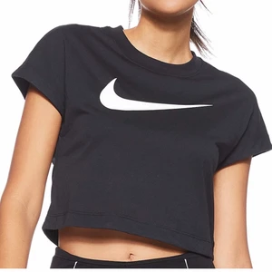 Nike crop top - Vit Nike magtröja med Nikes logo på i strl M