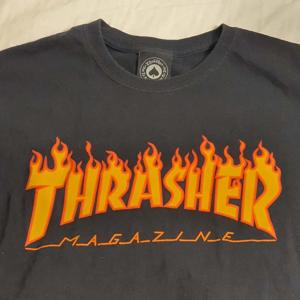Thrasher t-shirt superbra skick. Bara använd ett fåtal gånger. Priset ör diskuterbart💣. T-shirts.