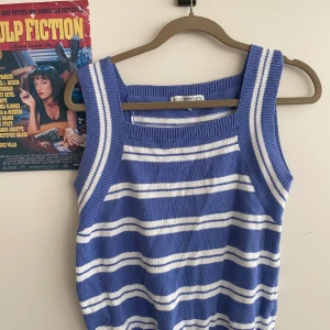 randigt linne - jättefint thriftat linne. storlek 38. frakt 20kr 🤎